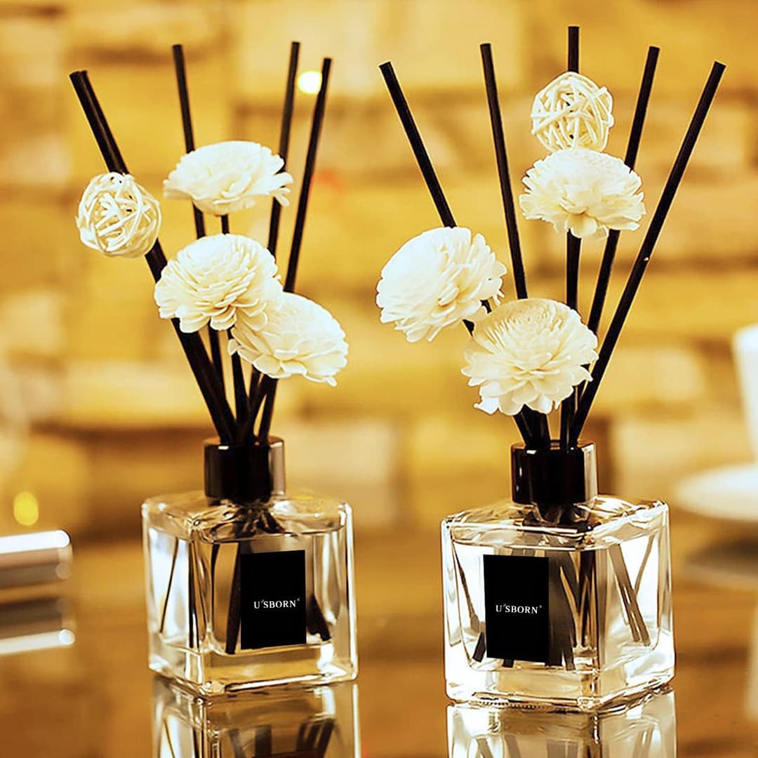 Elegant Simplicity Meets Aroma